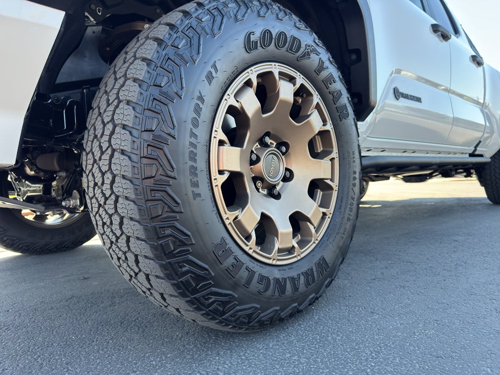 2026 Toyota Tacoma i-FORCE MAX Tacoma Trailhunter
