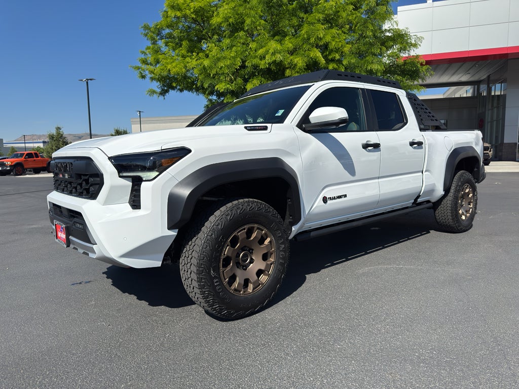 2026 Toyota Tacoma i-FORCE MAX Tacoma Trailhunter