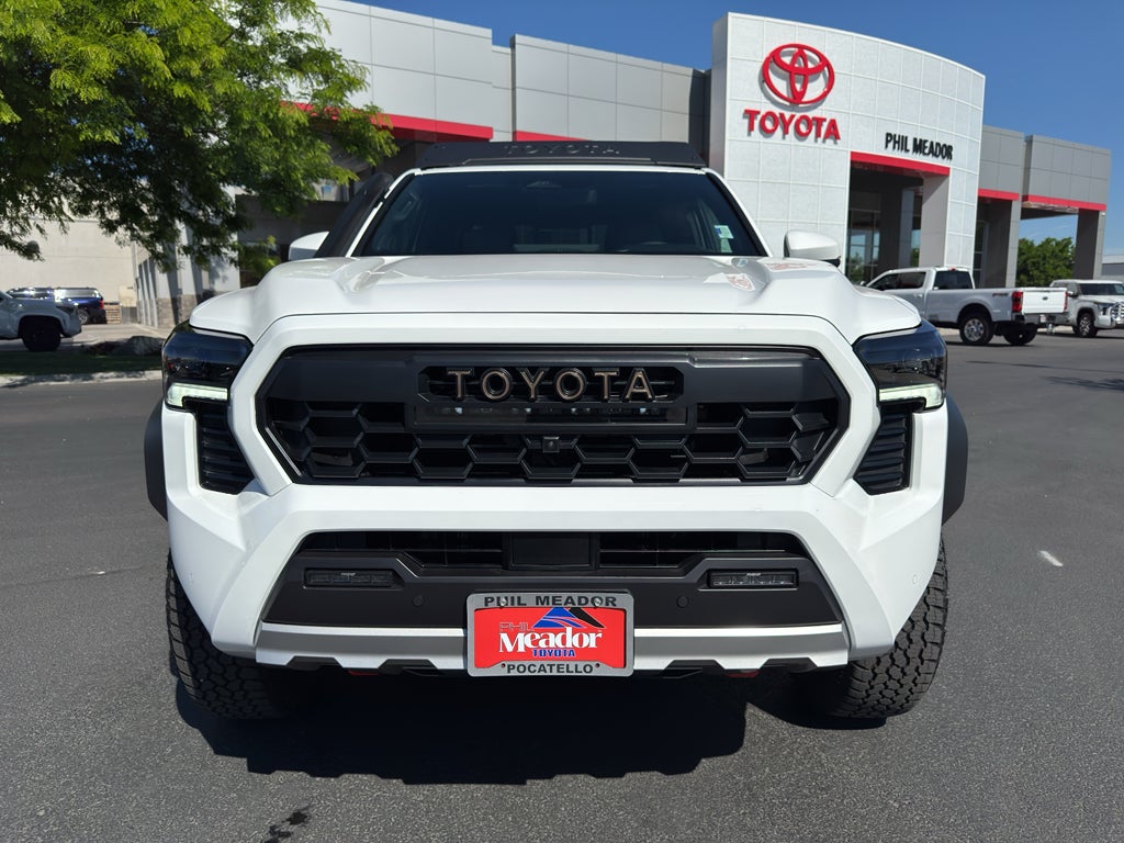 2026 Toyota Tacoma i-FORCE MAX Tacoma Trailhunter