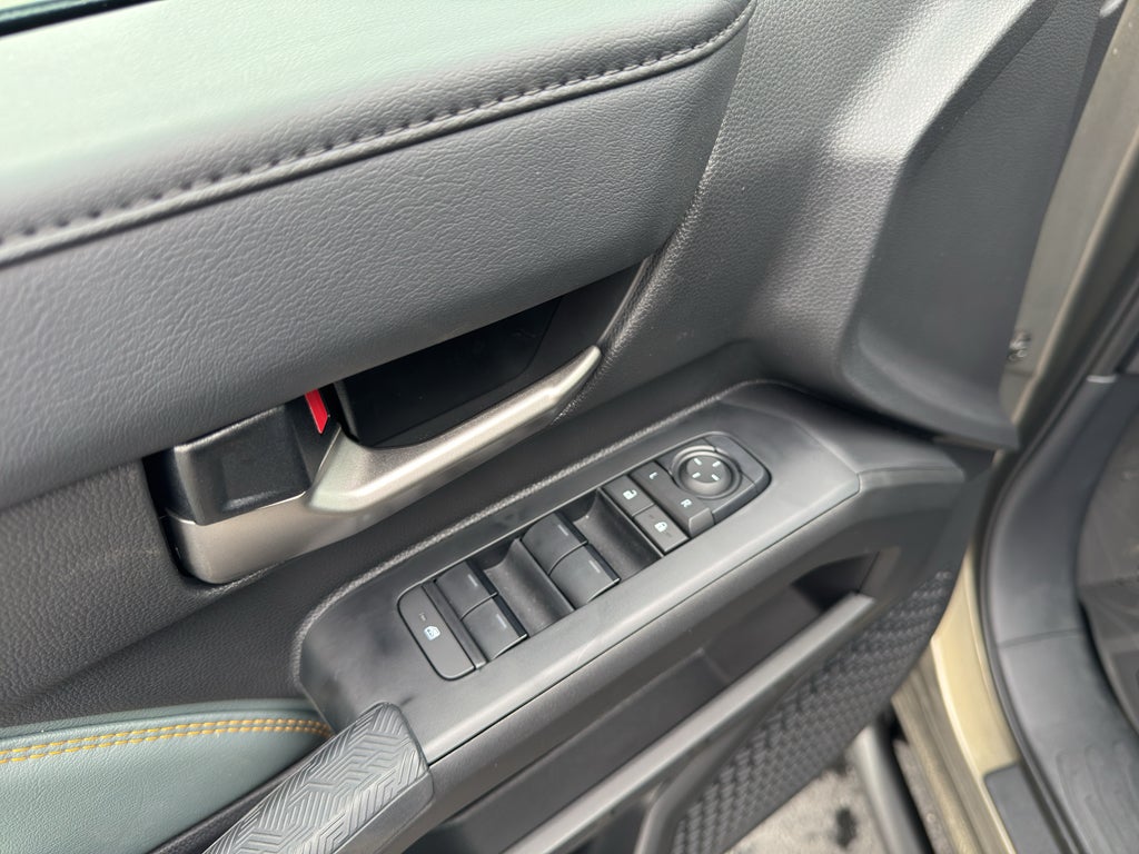 2026 Toyota Tacoma i-FORCE MAX Tacoma Trailhunter