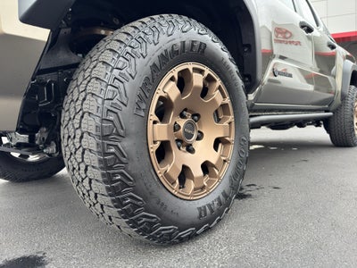 2026 Toyota Tacoma i-FORCE MAX Tacoma Trailhunter