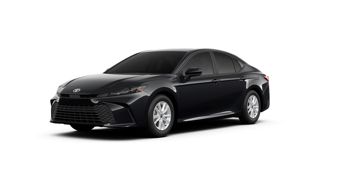 2026 Toyota Camry LE AWD Hybrid's photo