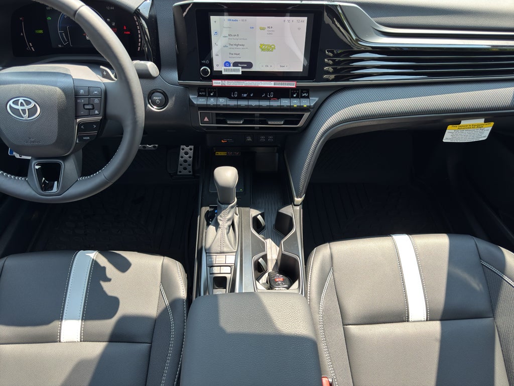 2026 Toyota Camry SE AWD