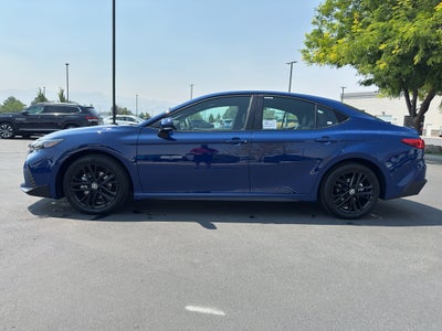 2026 Toyota Camry SE AWD