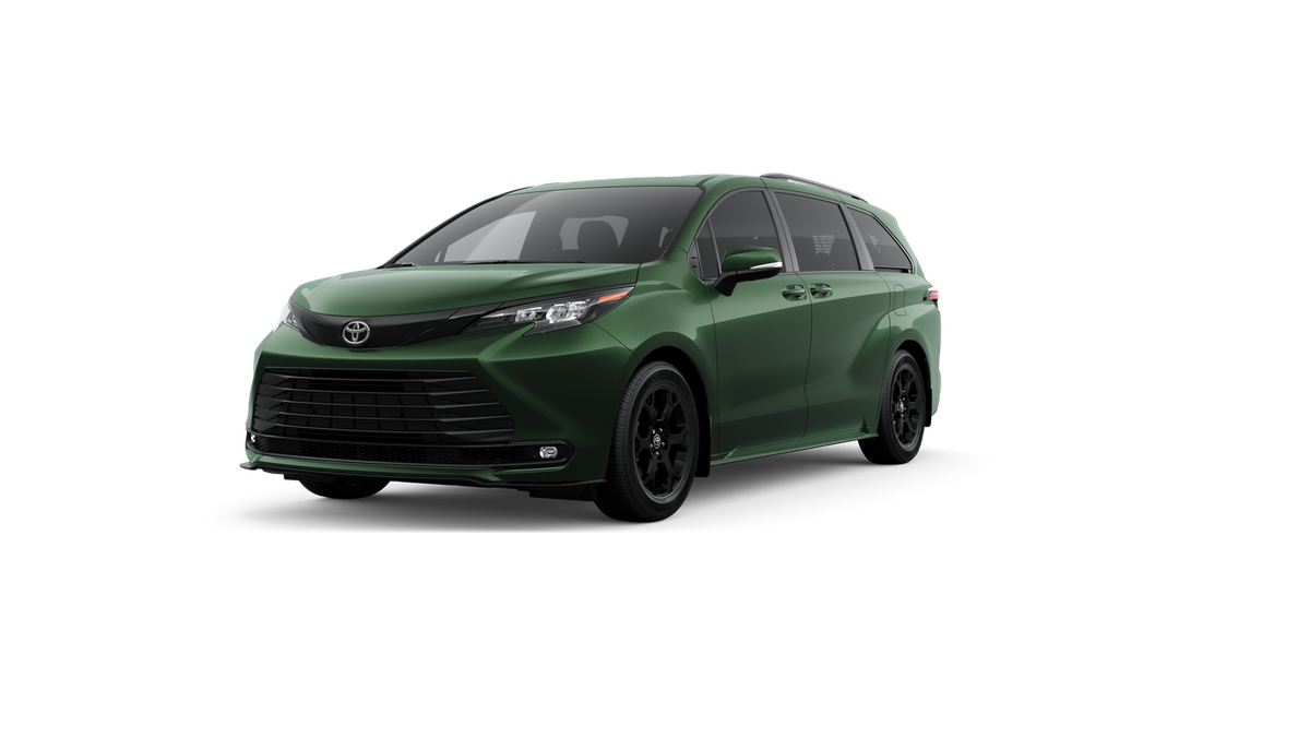 2026 Toyota Sienna Woodland Edition Hybrid AWD's photo