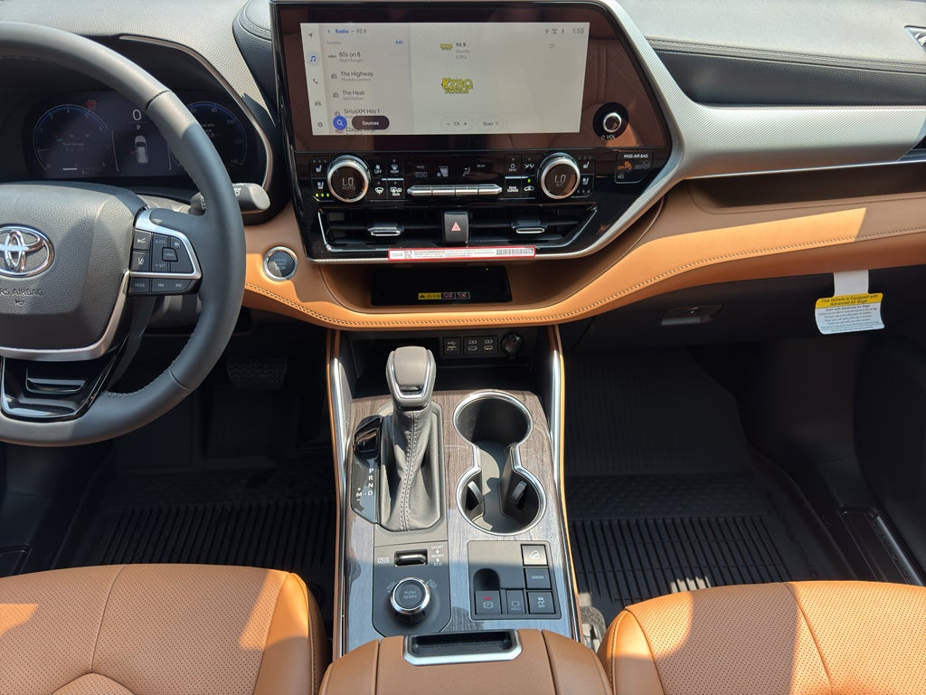 2026 Toyota Highlander Platinum