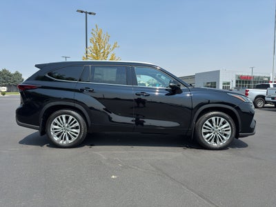 2026 Toyota Highlander Platinum