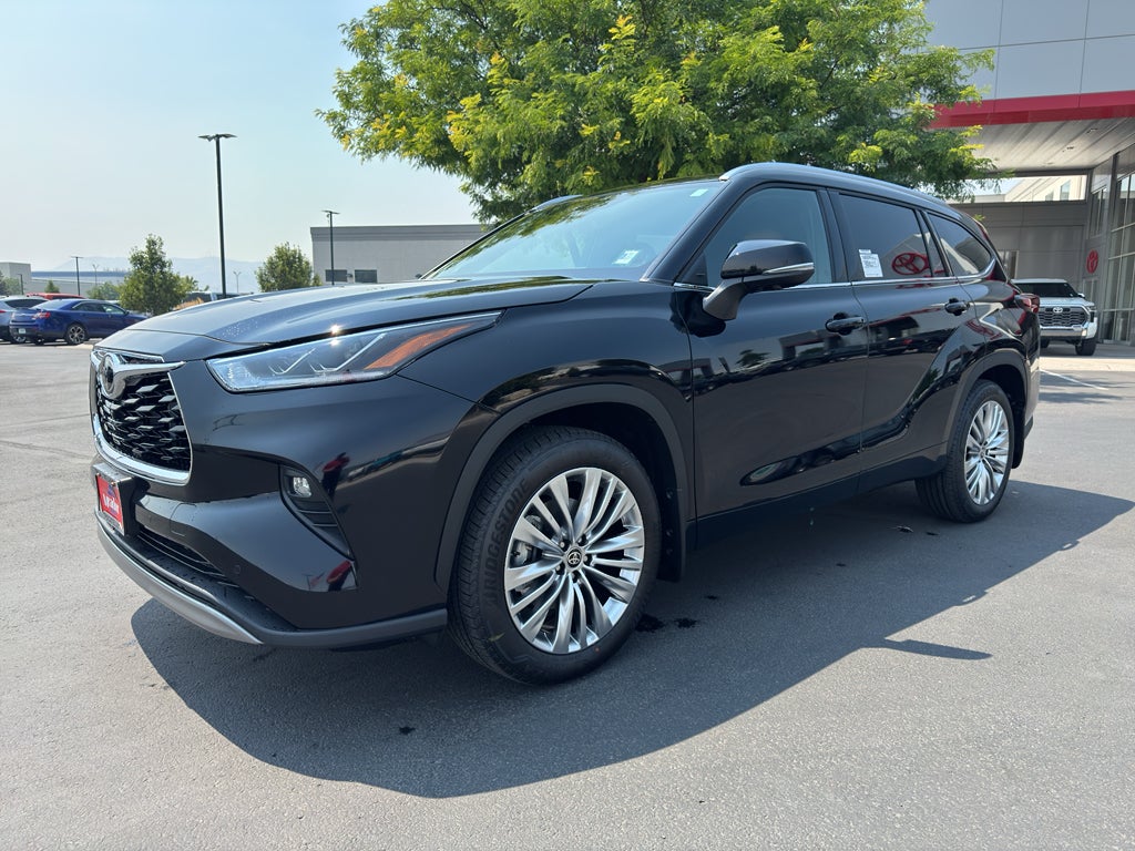 2026 Toyota Highlander Platinum