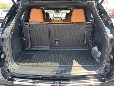 2026 Toyota Highlander Platinum