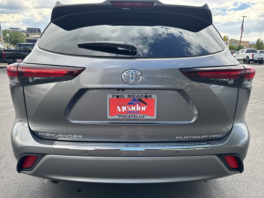 2026 Toyota Highlander Platinum