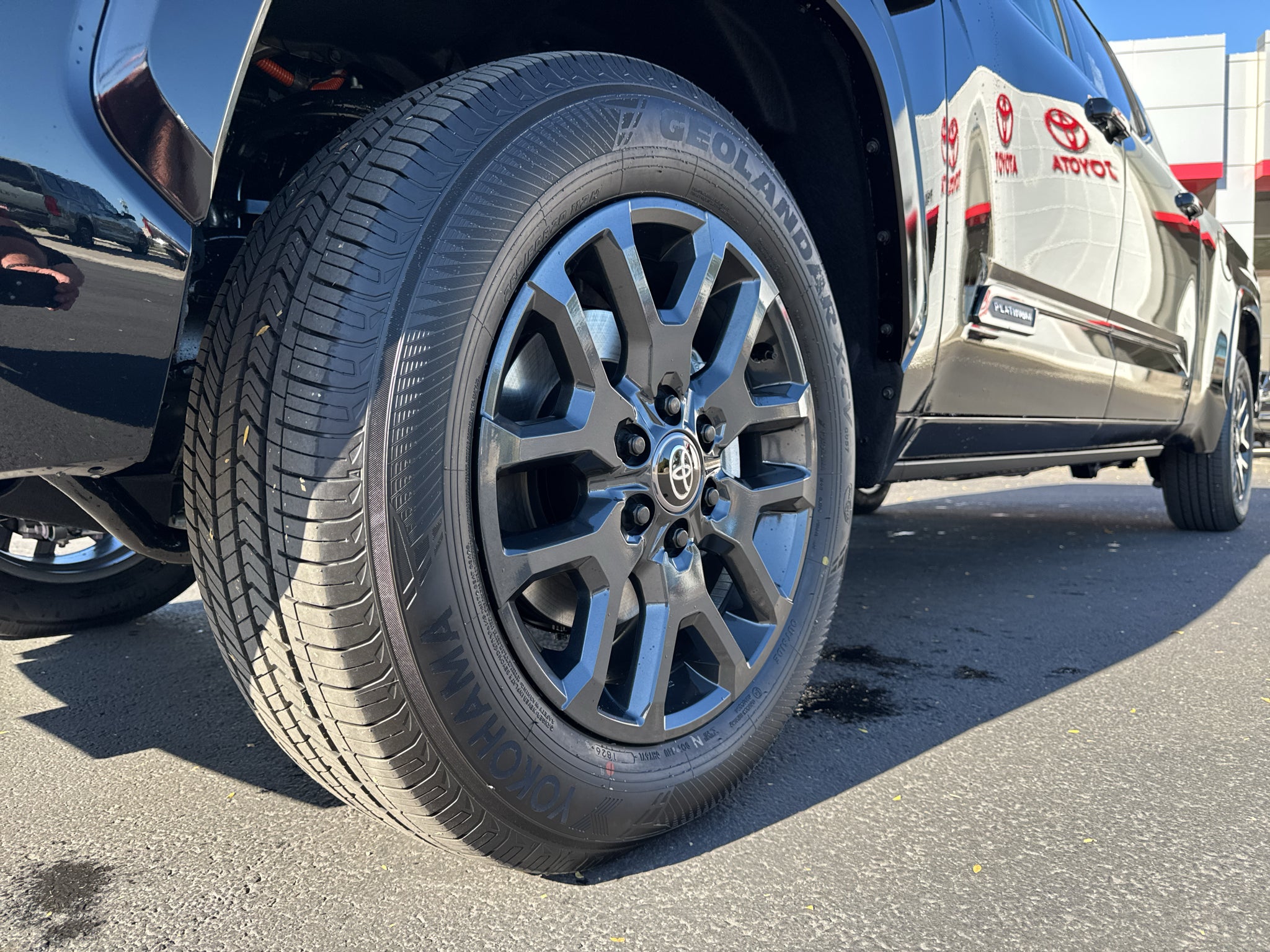 2026 Toyota Tundra i-FORCE MAX Tundra Platinum