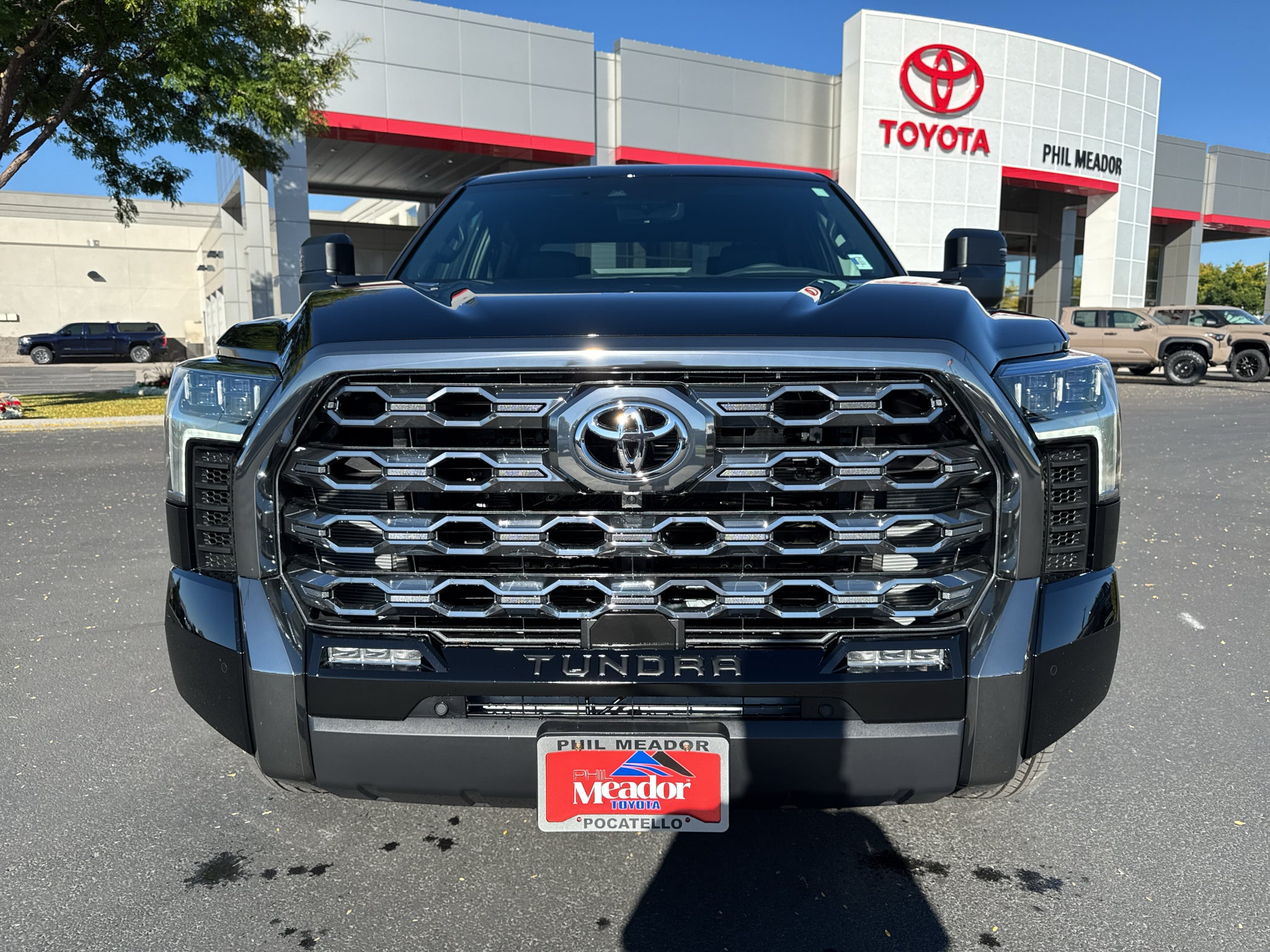 2026 Toyota Tundra i-FORCE MAX Tundra Platinum