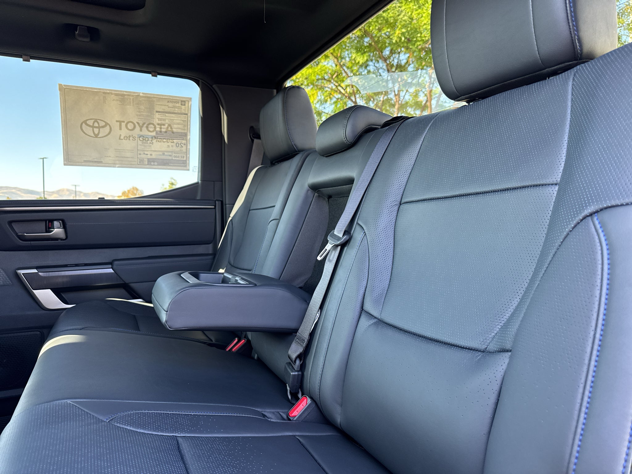 2026 Toyota Tundra i-FORCE MAX Tundra Platinum