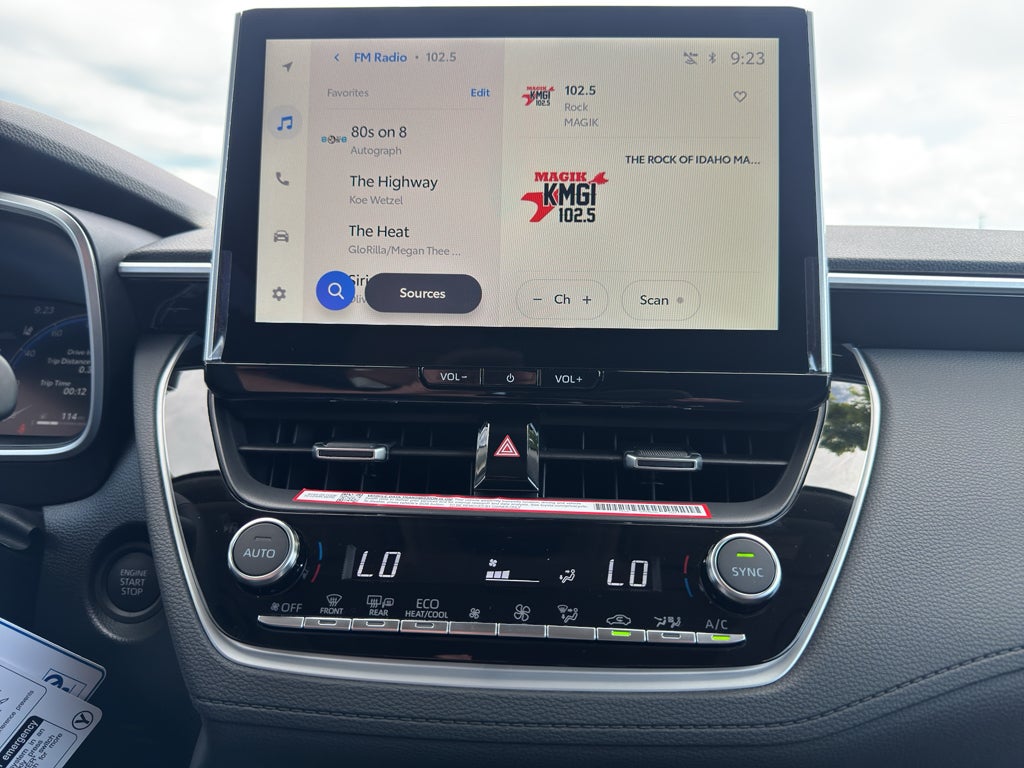 2026 Toyota Corolla Cross XLE