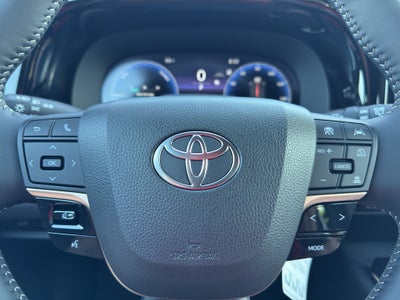 2026 Toyota Toyota Crown Signia Limited