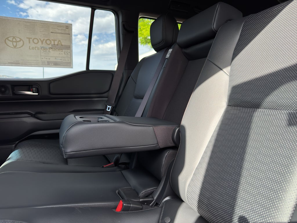 2027 Toyota Land Cruiser 4WD (Natl)