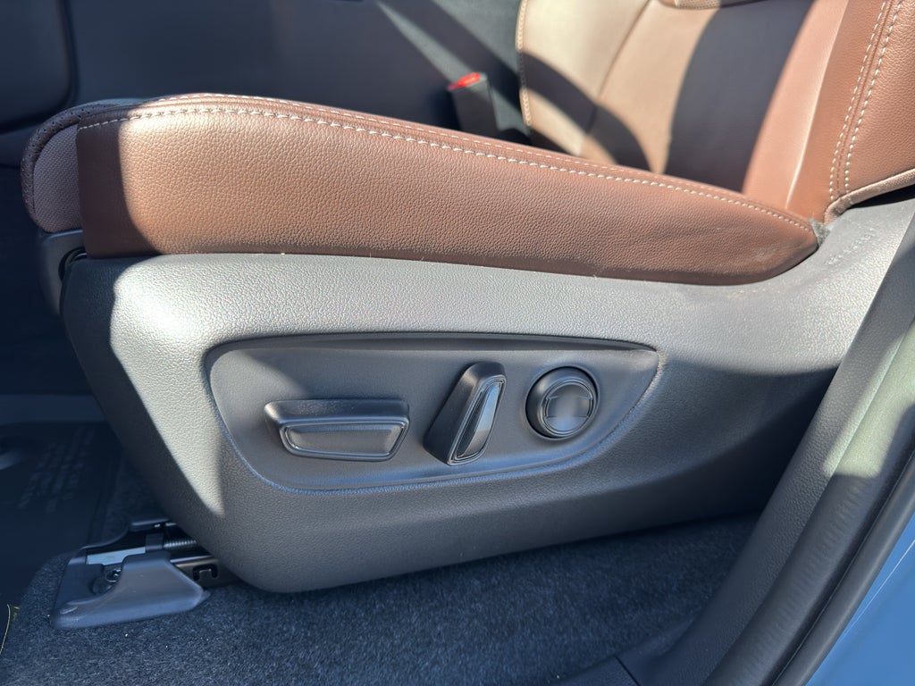 2026 Toyota Land Cruiser 4WD (Natl)