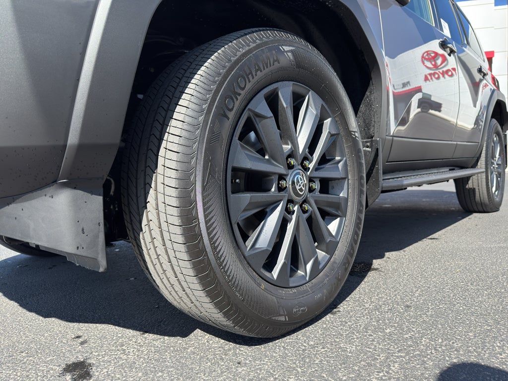 2027 Toyota Land Cruiser 4WD (Natl)