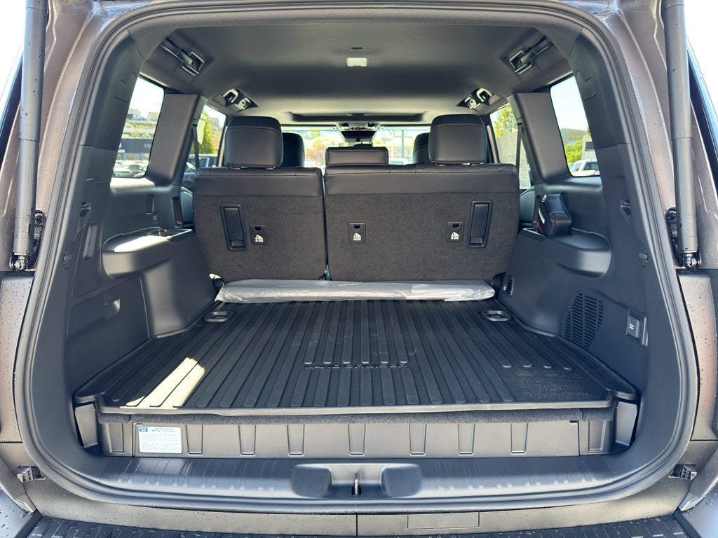 2027 Toyota Land Cruiser 4WD (Natl)
