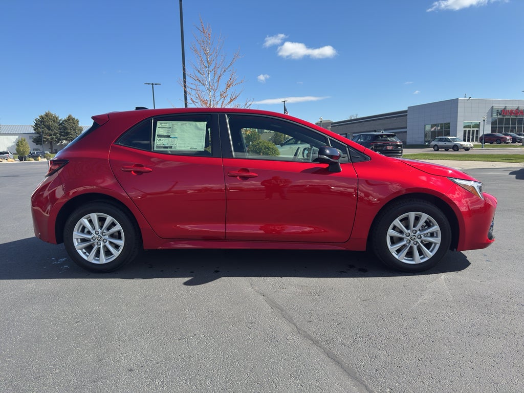 2026 Toyota Corolla Hatchback SE